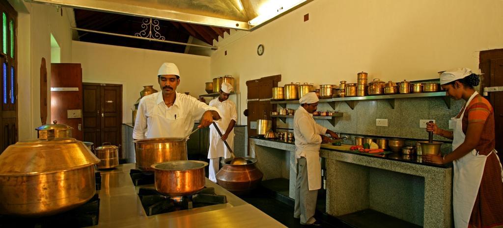 Visalam Chettinad Palace - A Cgh Earth Experience Kānādukāttān Eksteriør bilde