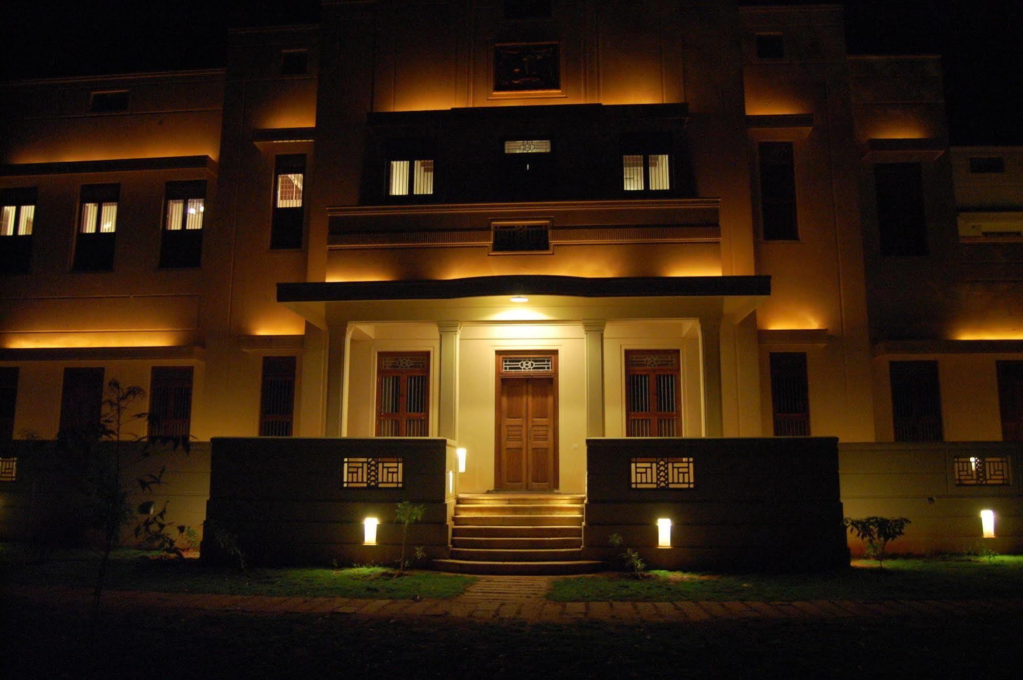 Visalam Chettinad Palace - A Cgh Earth Experience Kānādukāttān Eksteriør bilde
