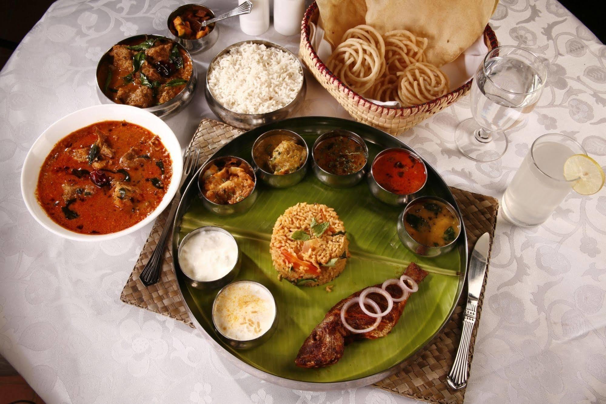 Visalam Chettinad Palace - A Cgh Earth Experience Kānādukāttān Eksteriør bilde
