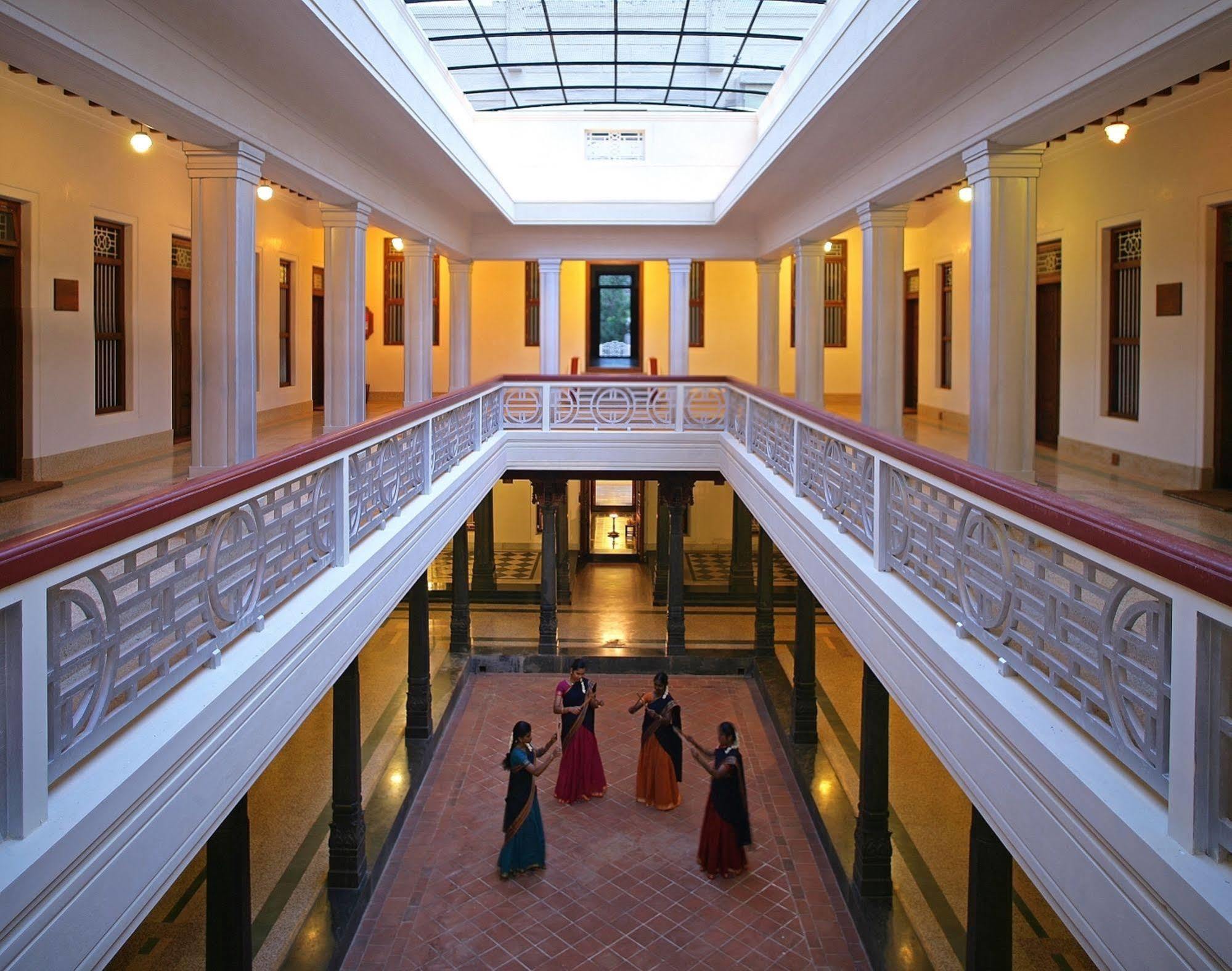Visalam Chettinad Palace - A Cgh Earth Experience Kānādukāttān Eksteriør bilde